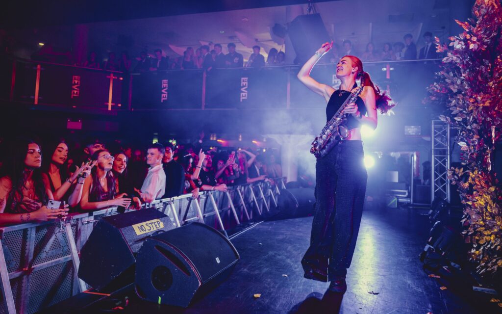 FRESHERSBALL1_167-scaled.jpg